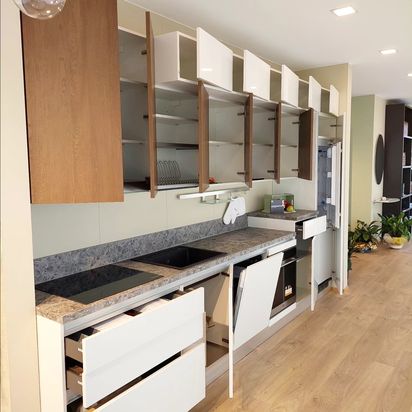 Cucina LIBERAMENTE ditta SCAVOLINI